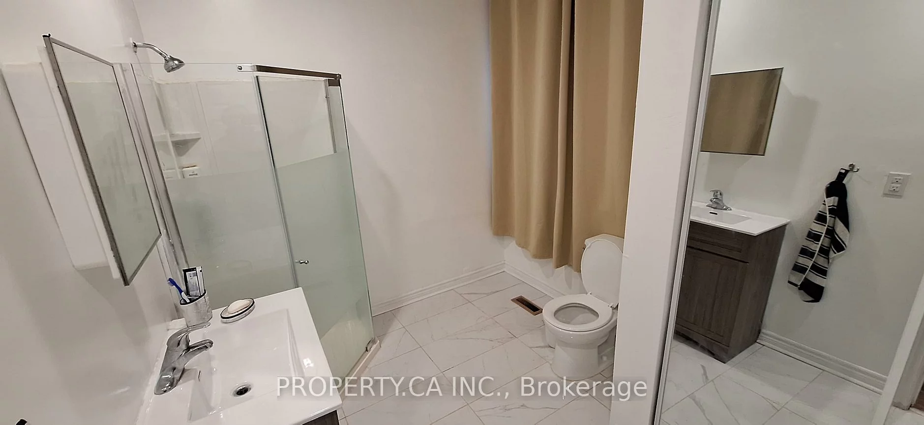 123, Barton, Annex, Toronto