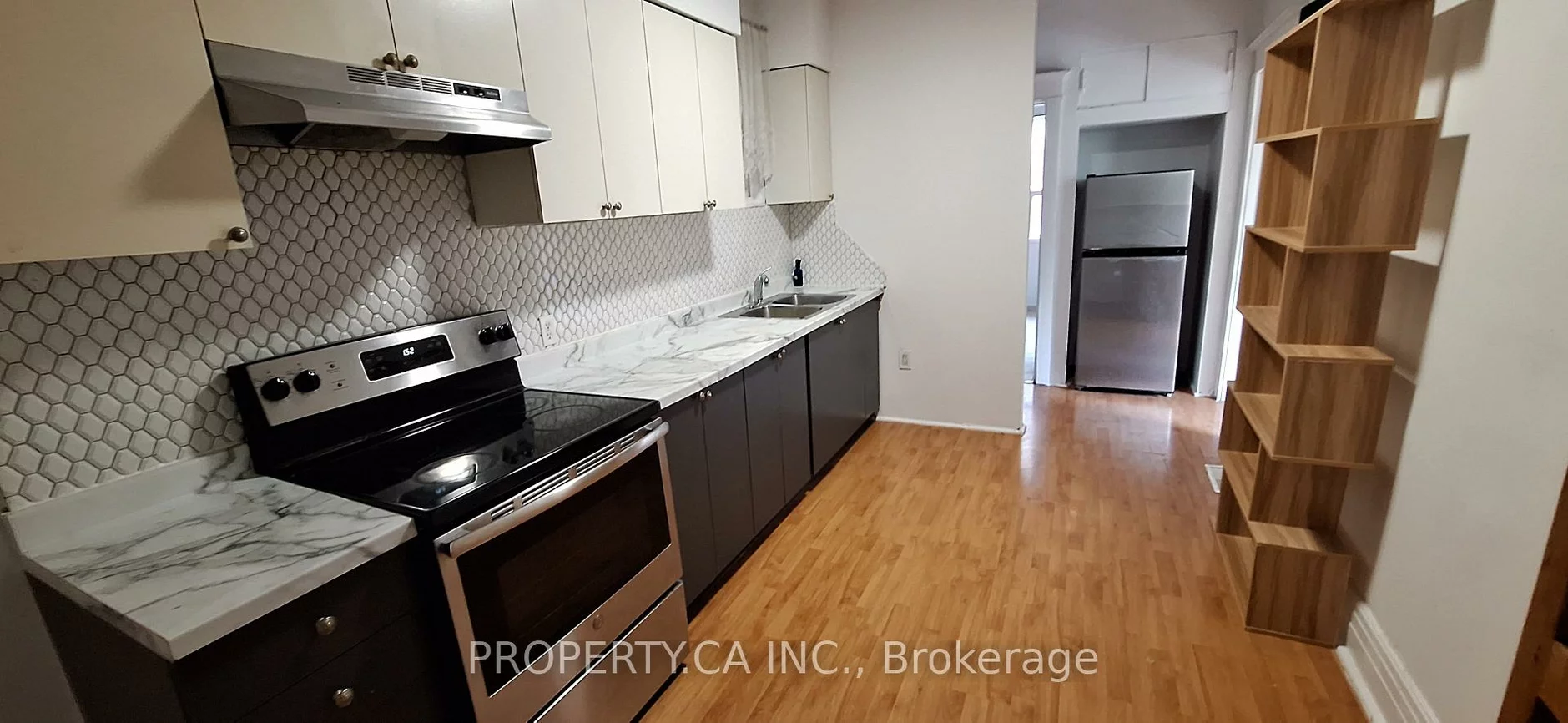 123, Barton, Annex, Toronto