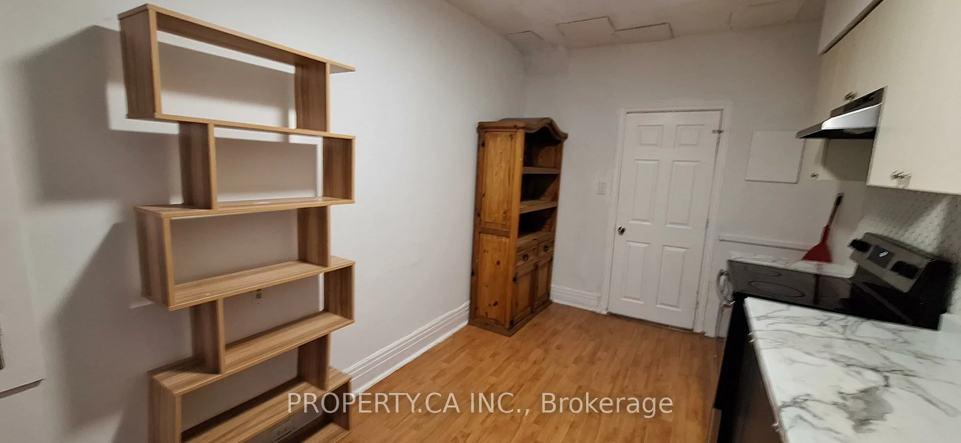 123, Barton, Annex, Toronto