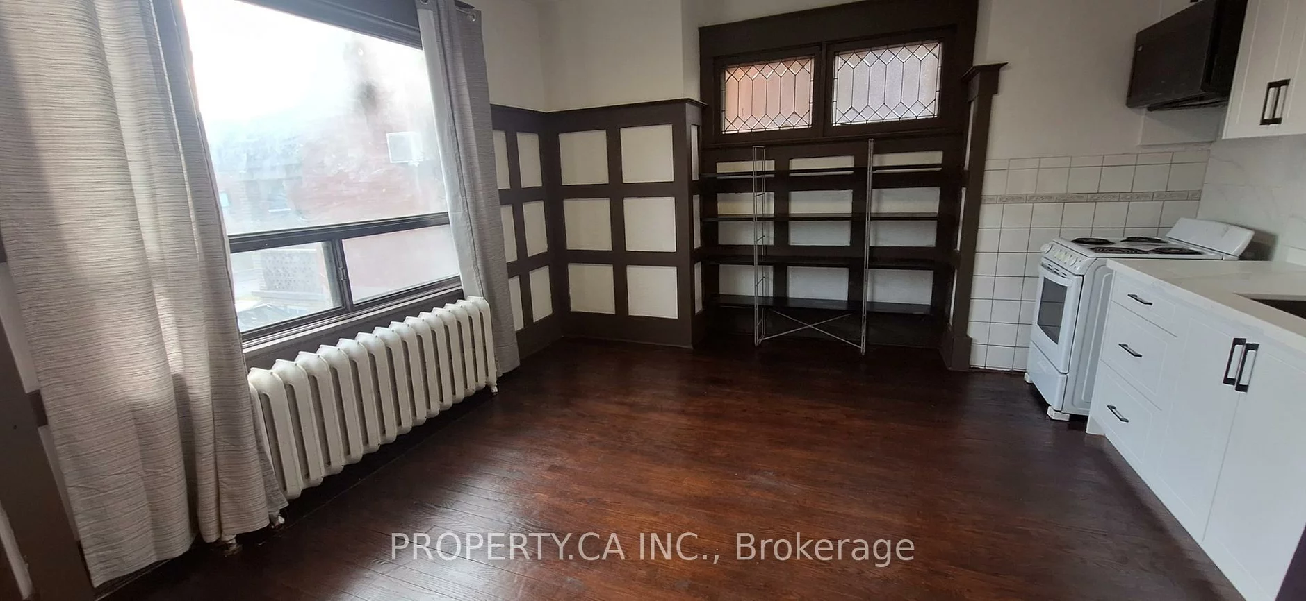 4, Glenhurst, Oakwood Village, Toronto