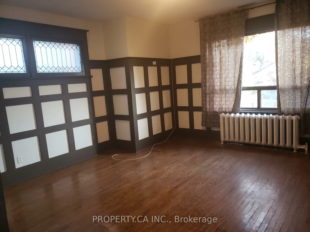 4, Glenhurst, Oakwood Village, Toronto