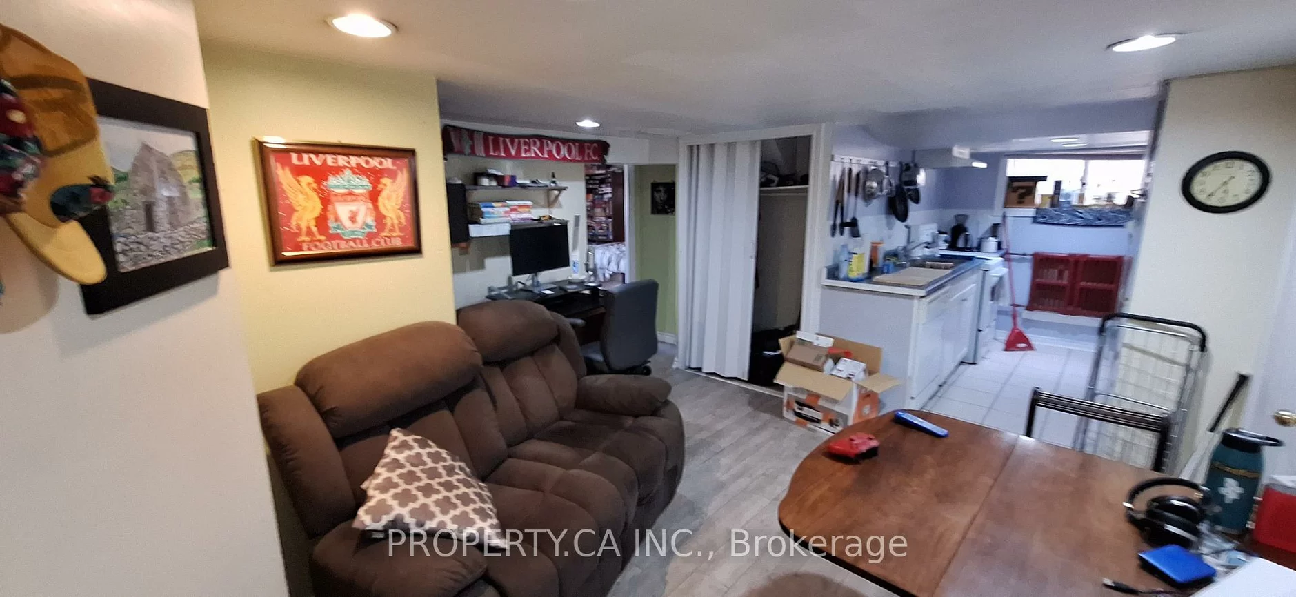 4, Glenhurst, Oakwood Village, Toronto