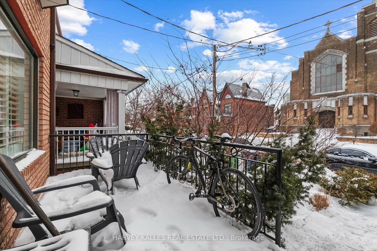 277, Concord, Palmerston-Little Italy, Toronto