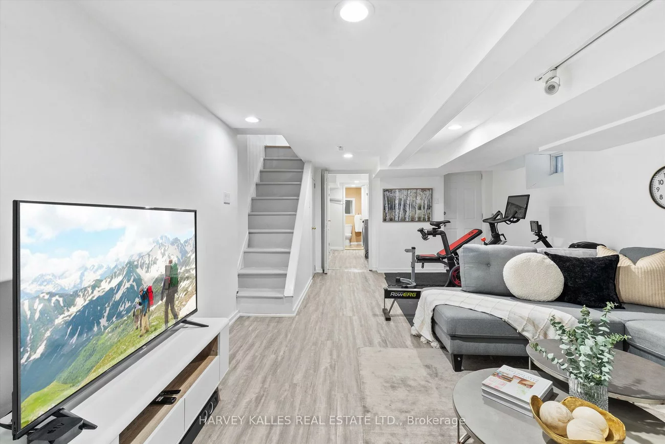 277, Concord, Palmerston-Little Italy, Toronto