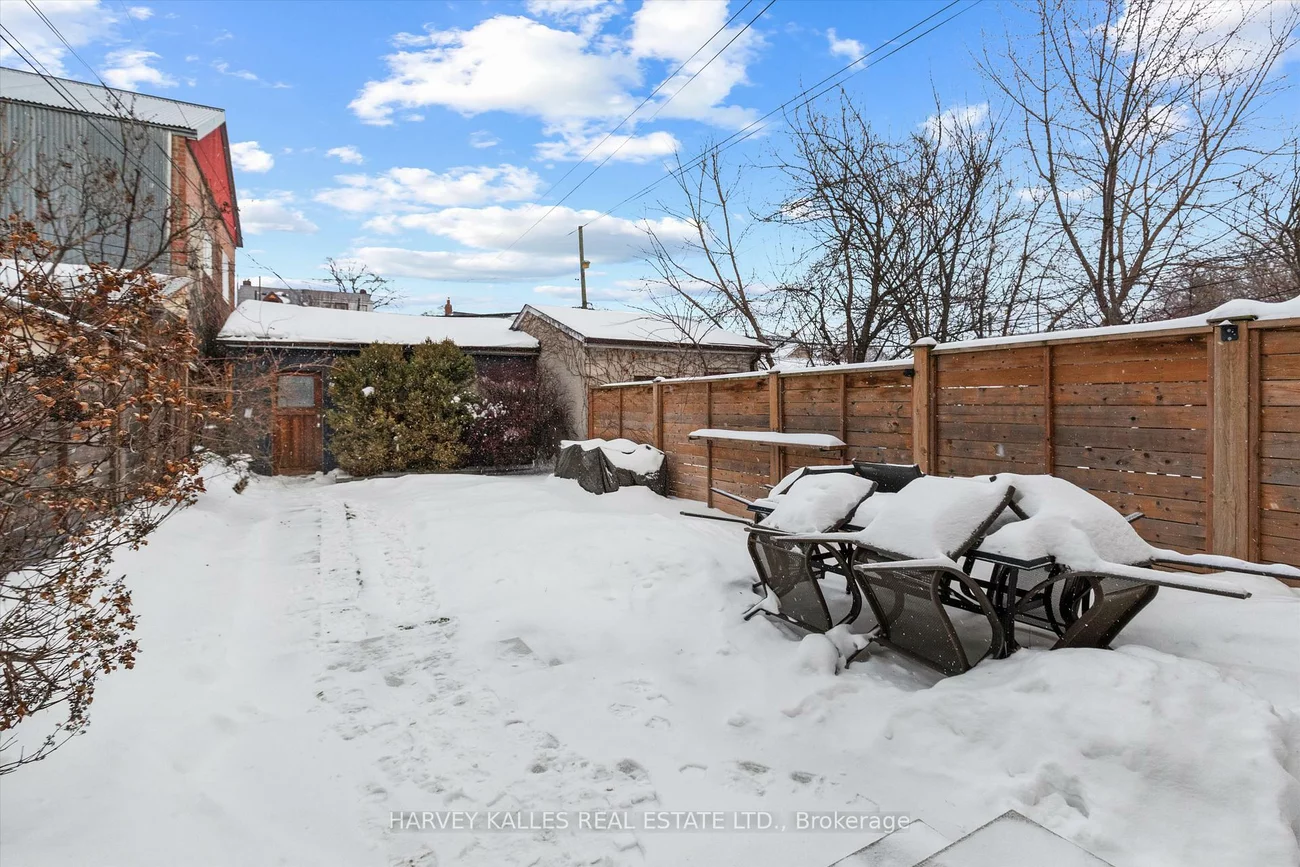 277, Concord, Palmerston-Little Italy, Toronto