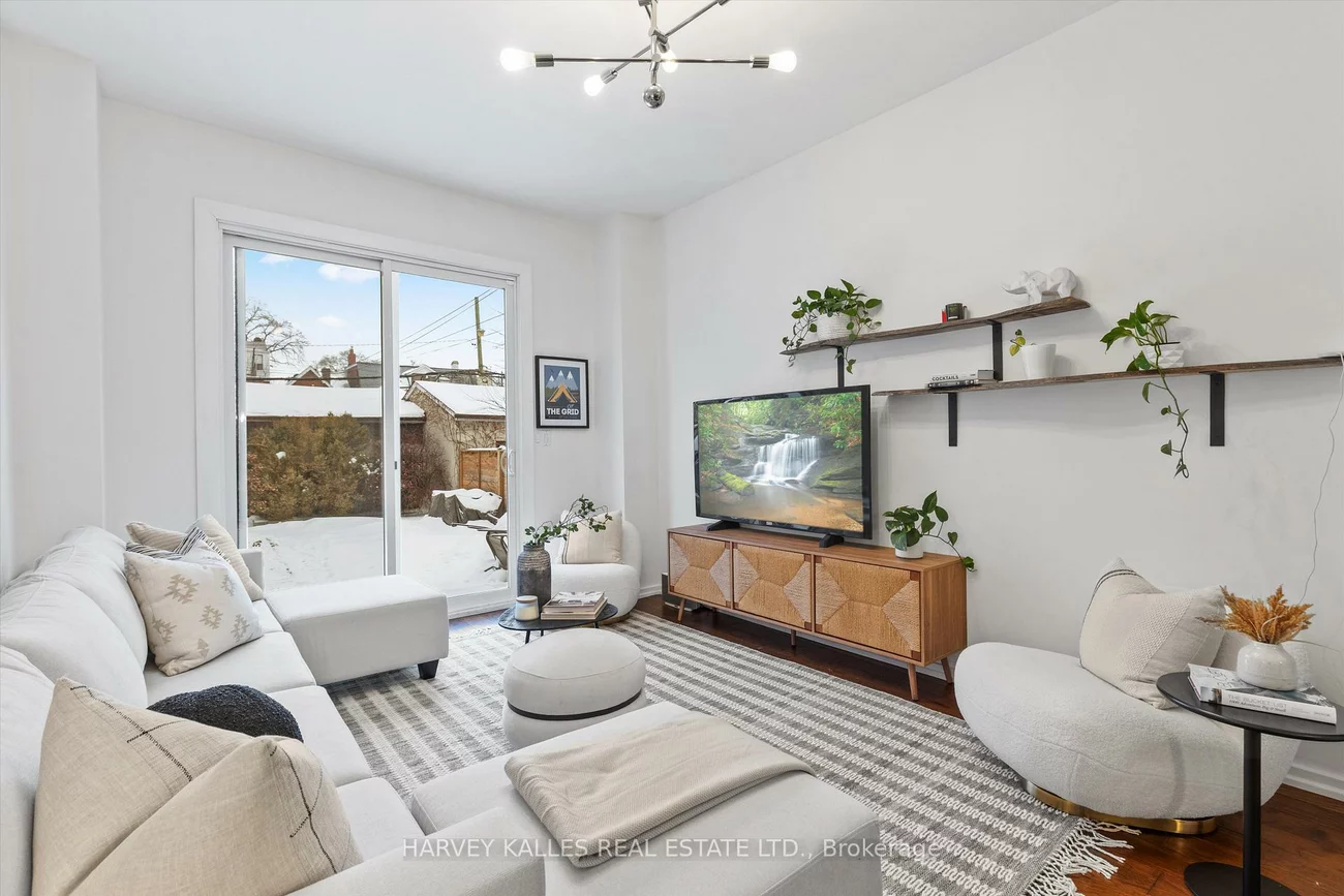 277, Concord, Palmerston-Little Italy, Toronto