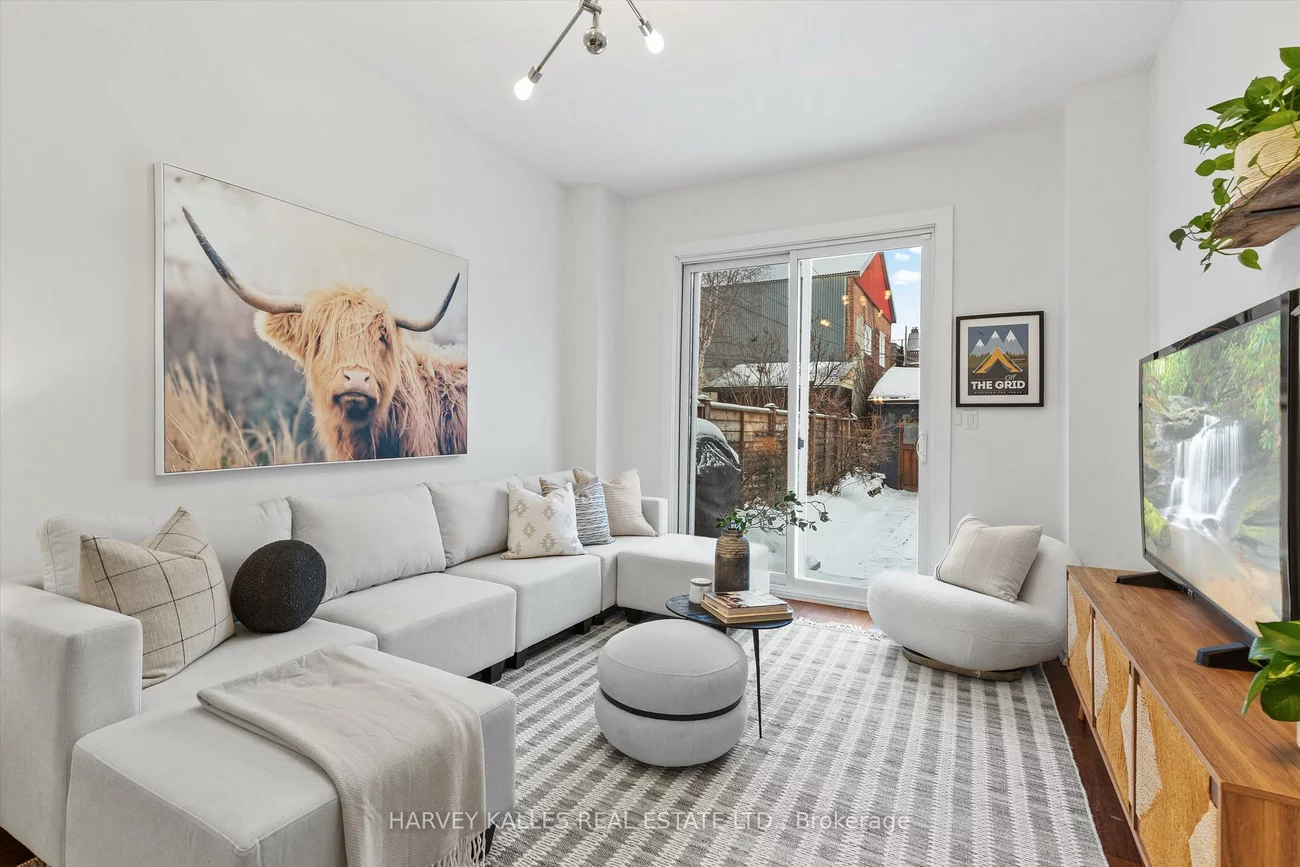 277, Concord, Palmerston-Little Italy, Toronto