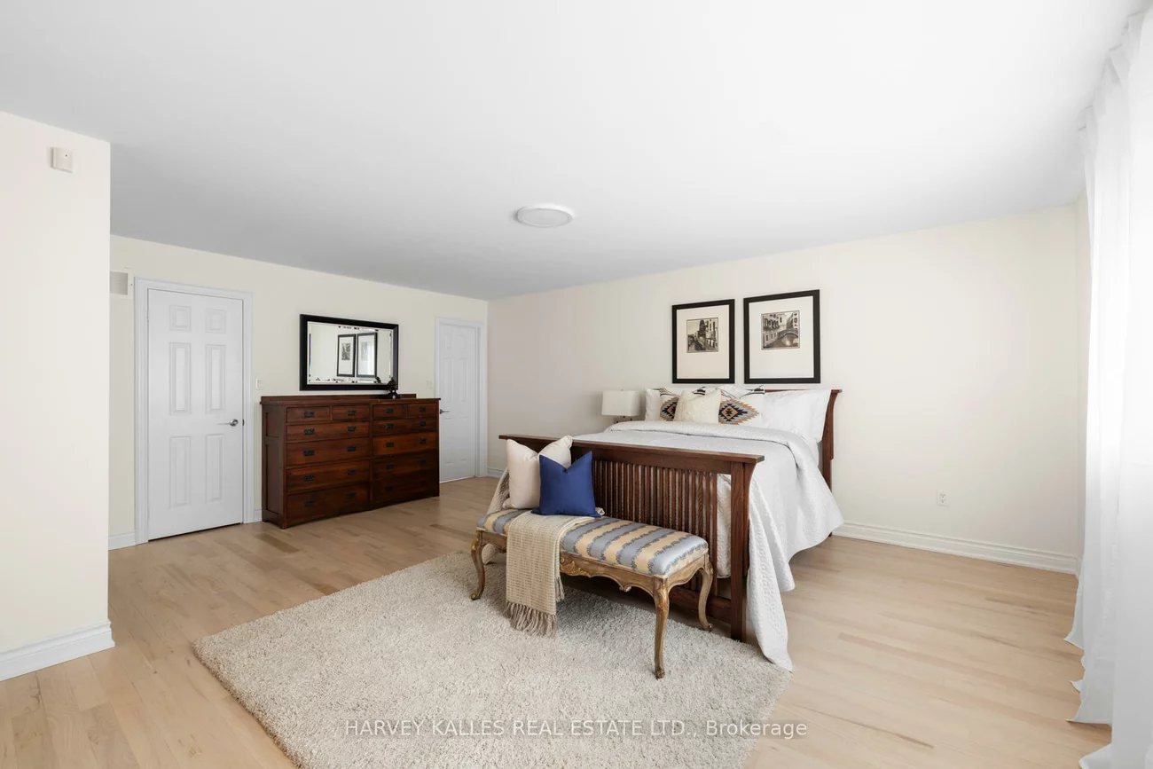 60, Bowan, Bayview Woods-Steeles, Toronto