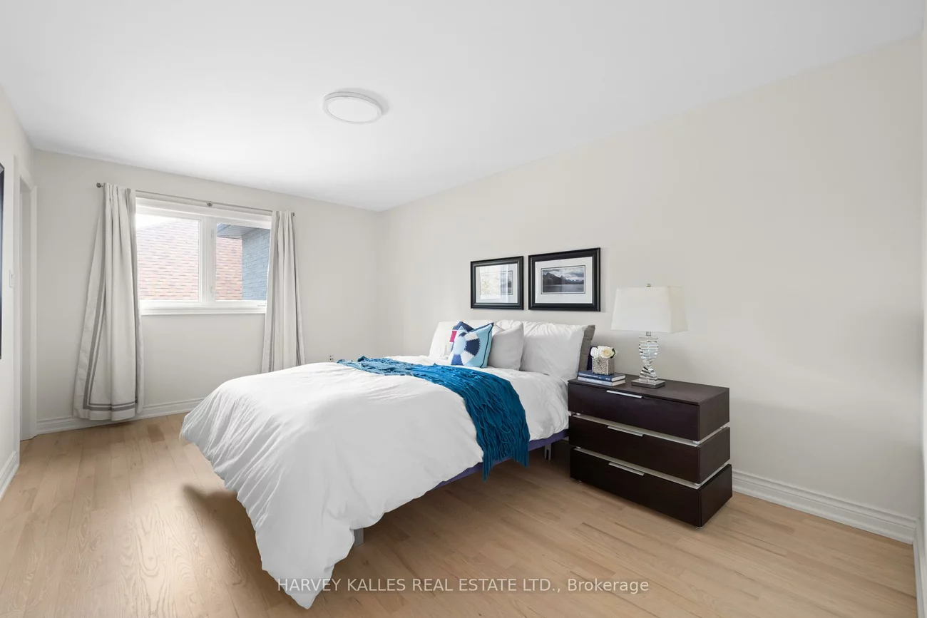 60, Bowan, Bayview Woods-Steeles, Toronto