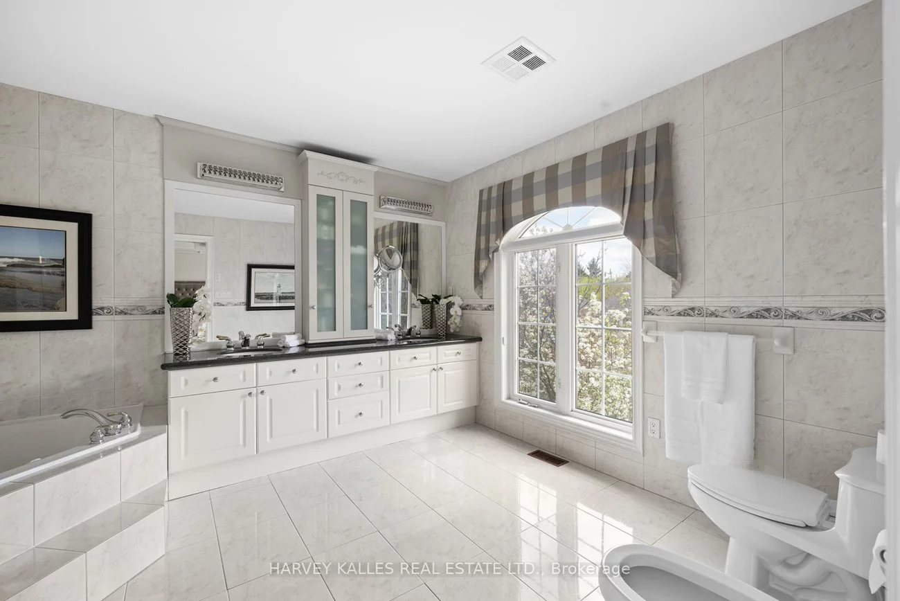 60, Bowan, Bayview Woods-Steeles, Toronto