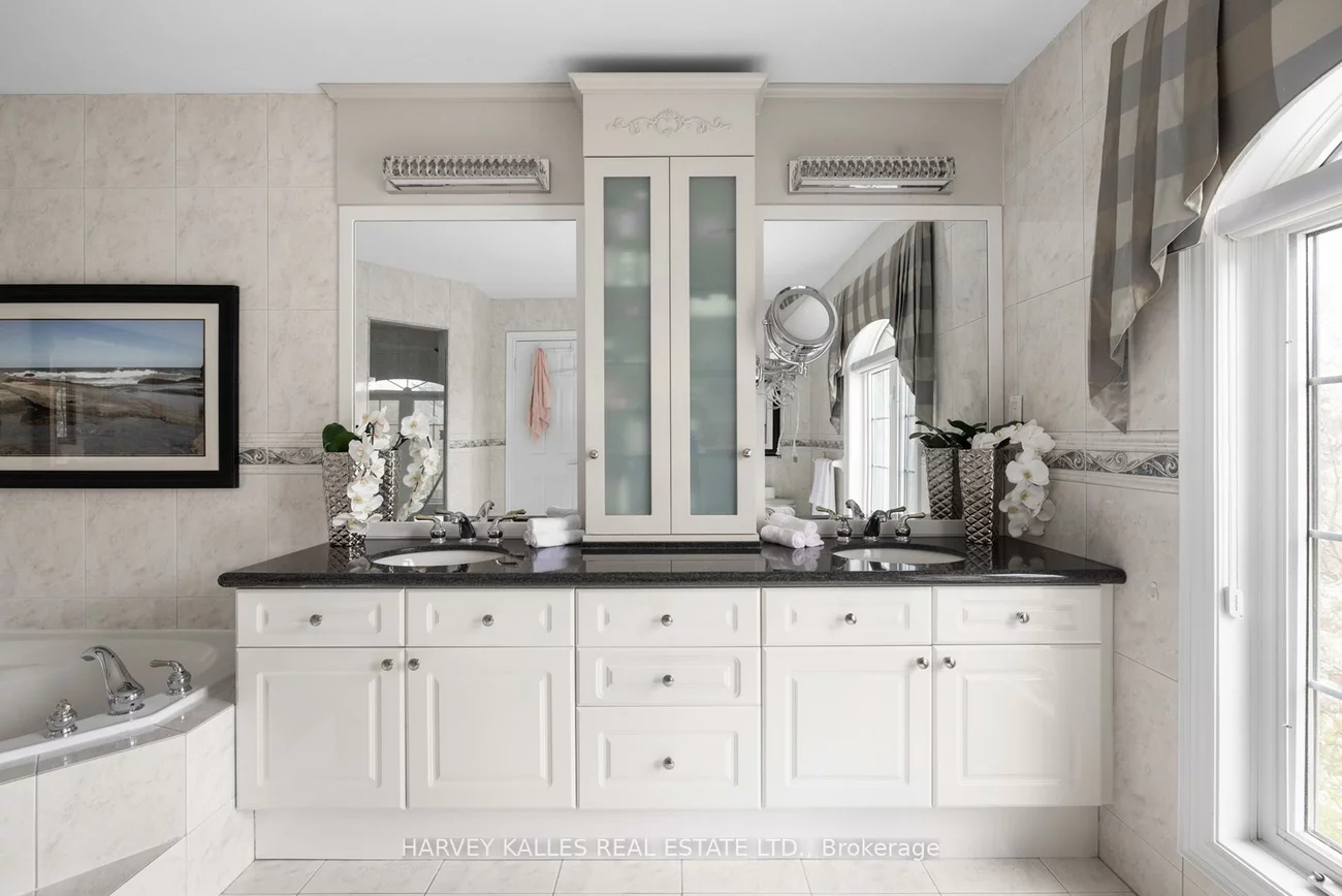 60, Bowan, Bayview Woods-Steeles, Toronto