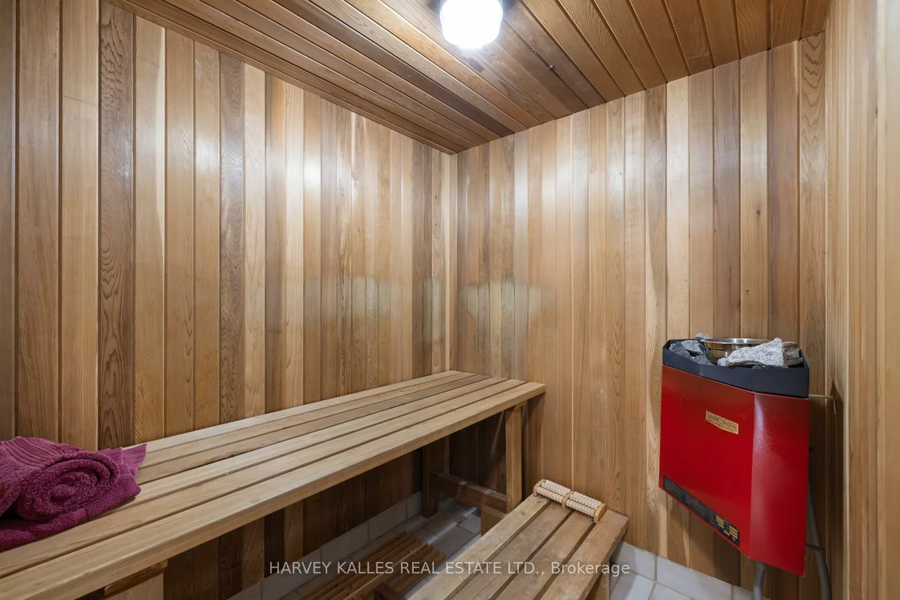 60, Bowan, Bayview Woods-Steeles, Toronto