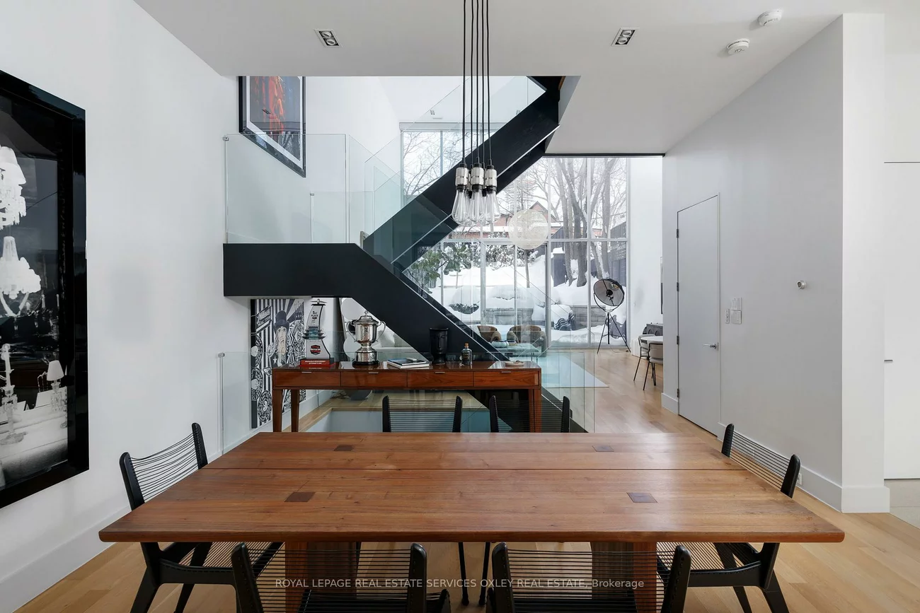 20A, Woodlawn, Yonge-St. Clair, Toronto