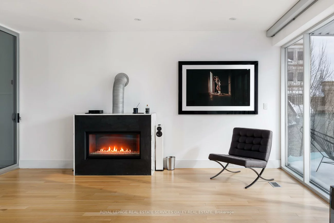 20A, Woodlawn, Yonge-St. Clair, Toronto