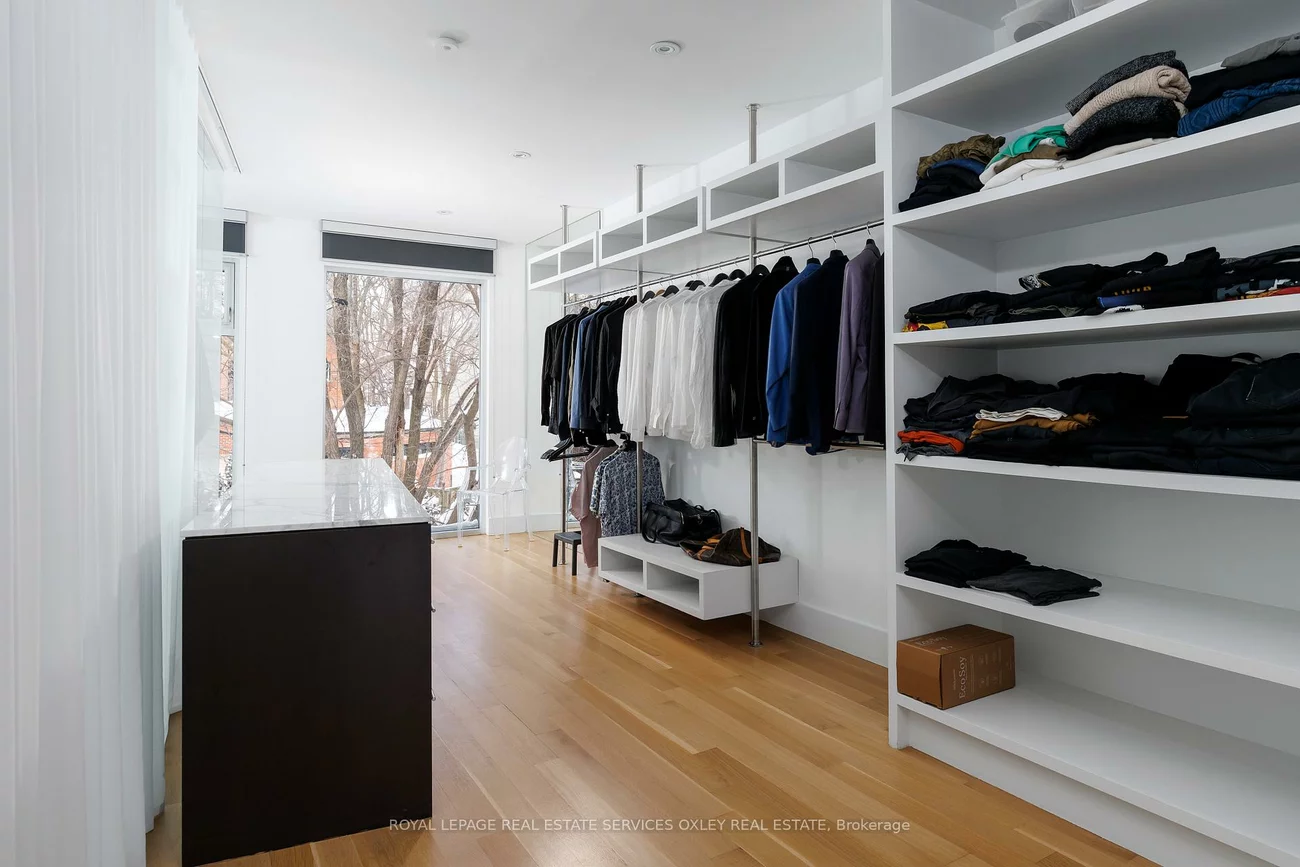 20A, Woodlawn, Yonge-St. Clair, Toronto