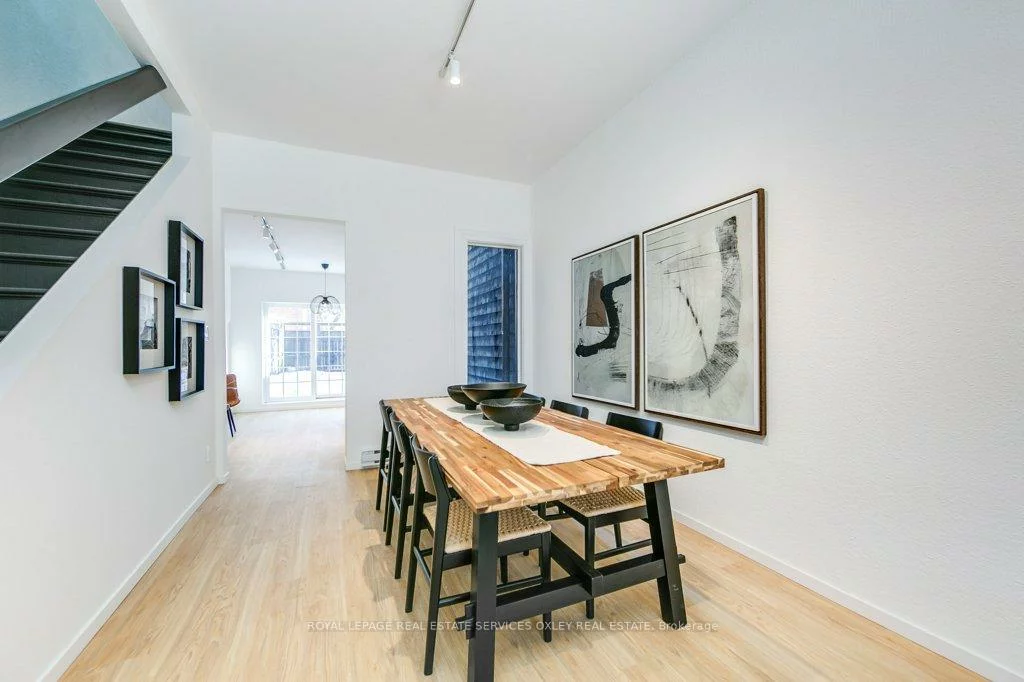 97, Sumach, Regent Park, Toronto