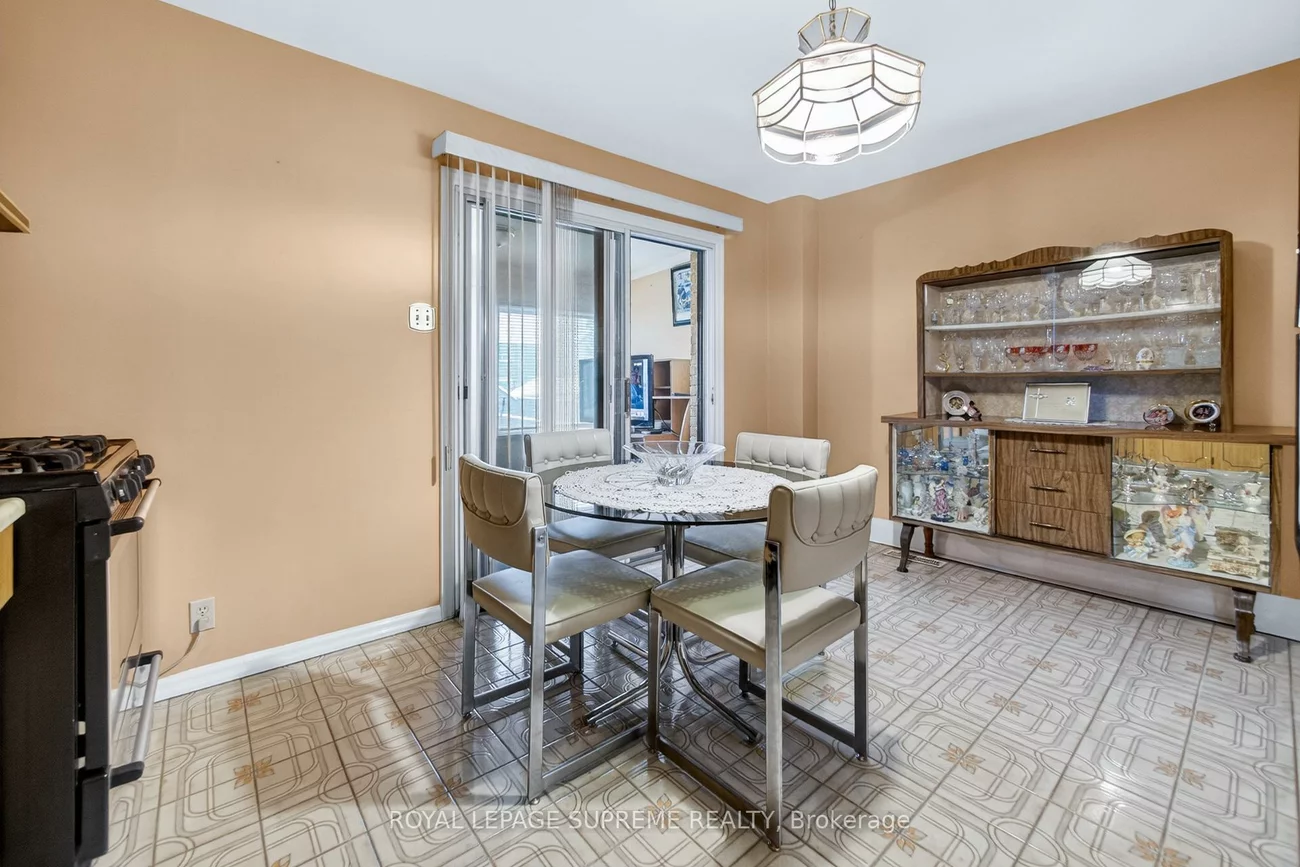 93, Marchmount, Wychwood, Toronto