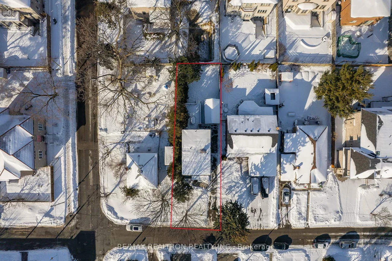 188, Maplehurst, Willowdale East, Toronto