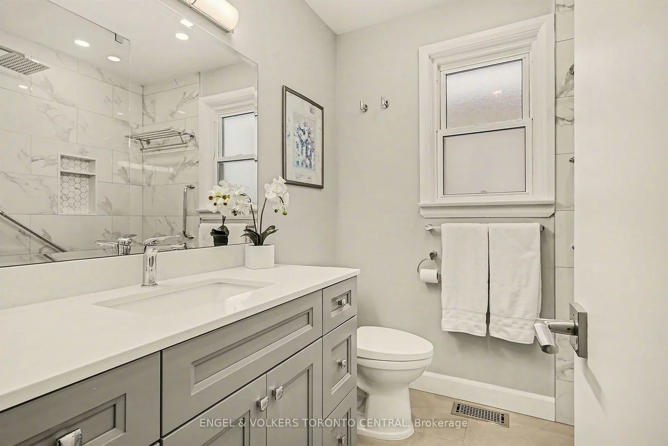 126, Pemberton, Newtonbrook East, Toronto