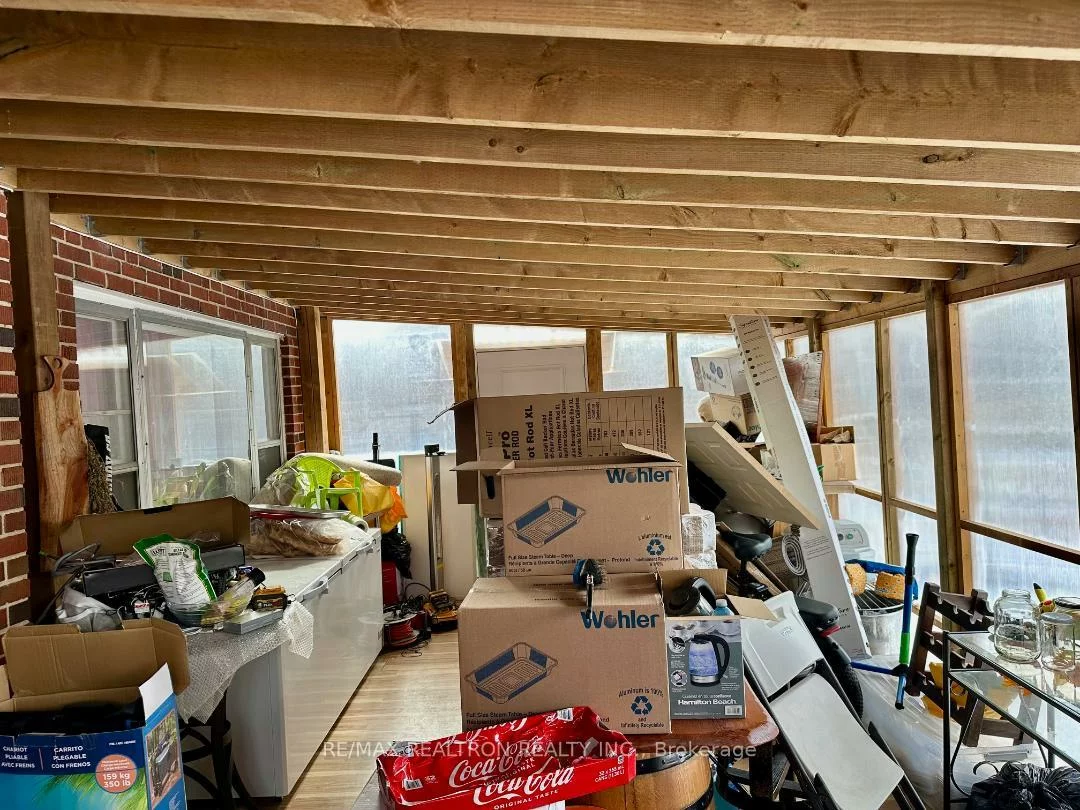 8, Wendy, Lansing-Westgate, Toronto