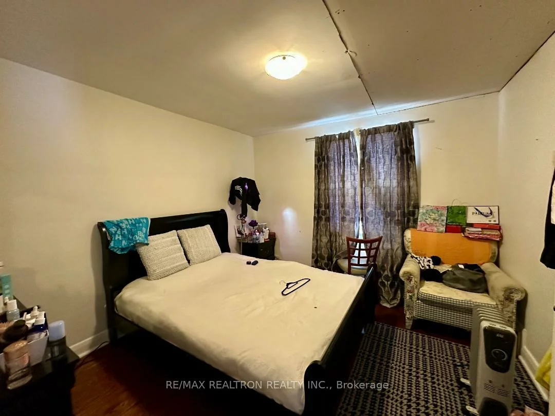 8, Wendy, Lansing-Westgate, Toronto