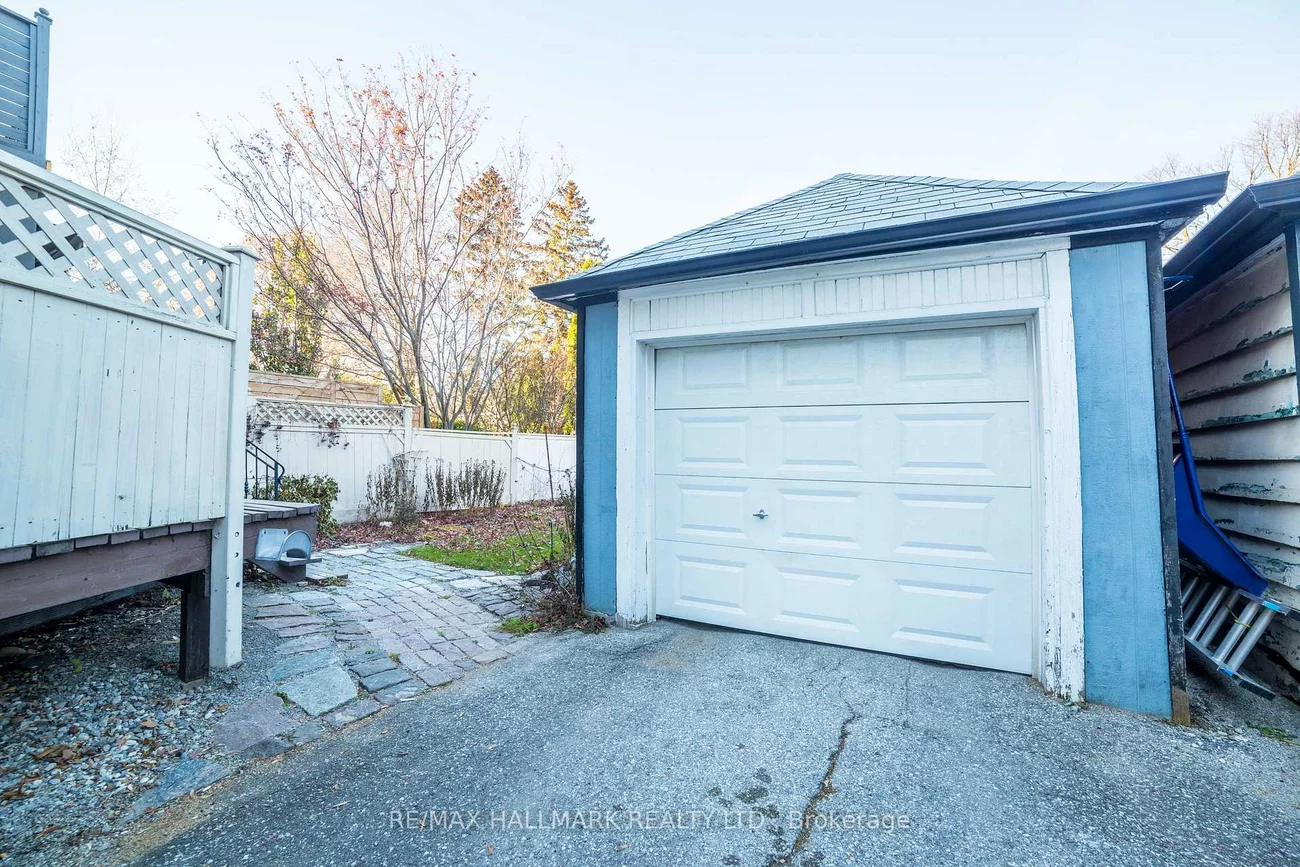 40, Snowdon, Lawrence Park North, Toronto