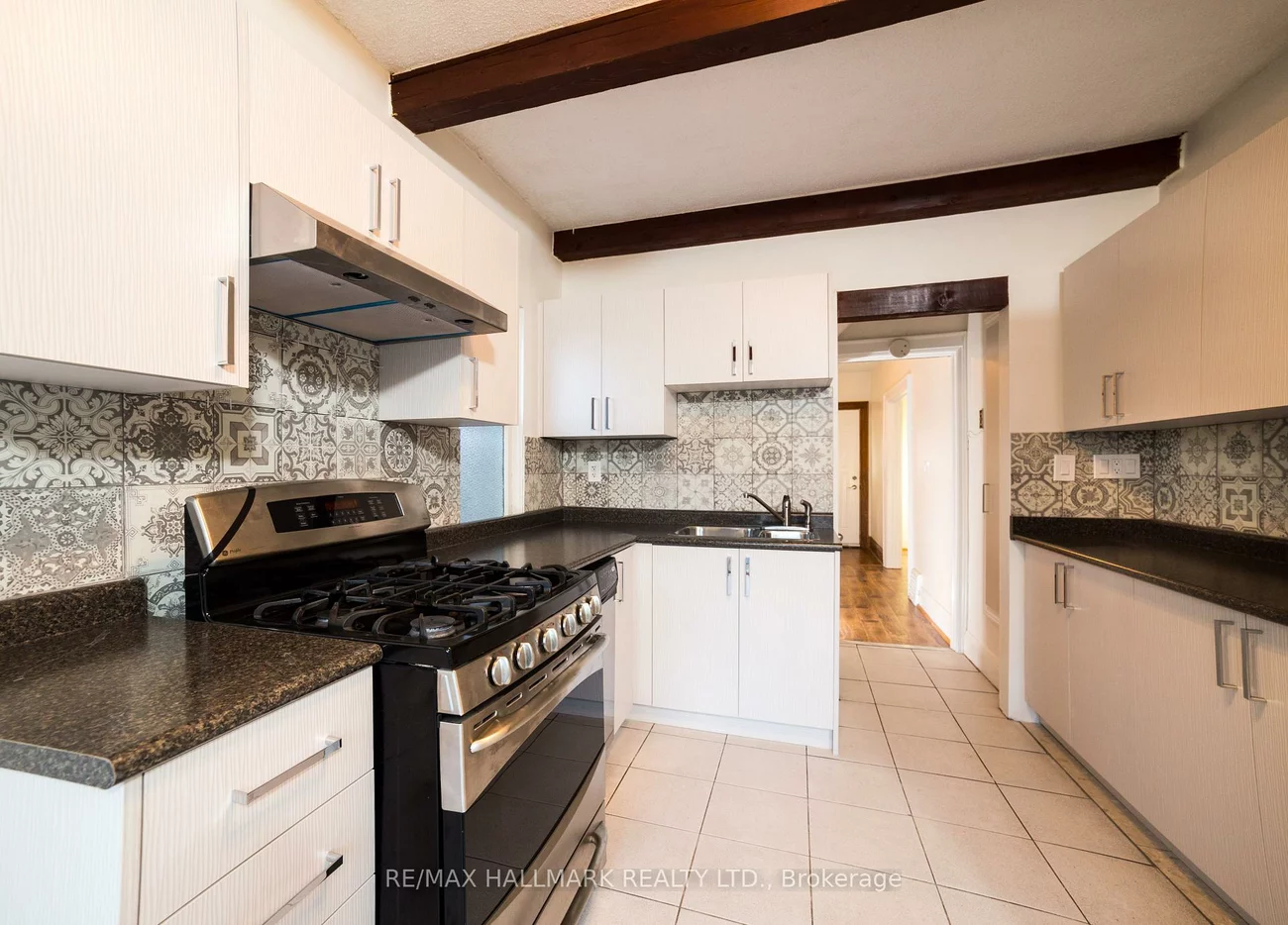 40, Snowdon, Lawrence Park North, Toronto