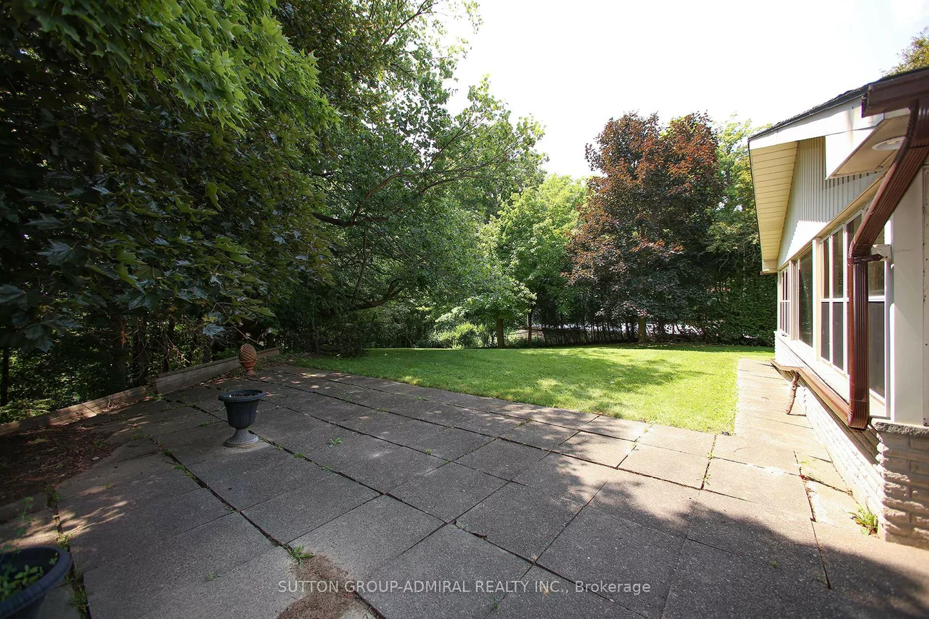 91, Forest Grove, Bayview Village, Toronto