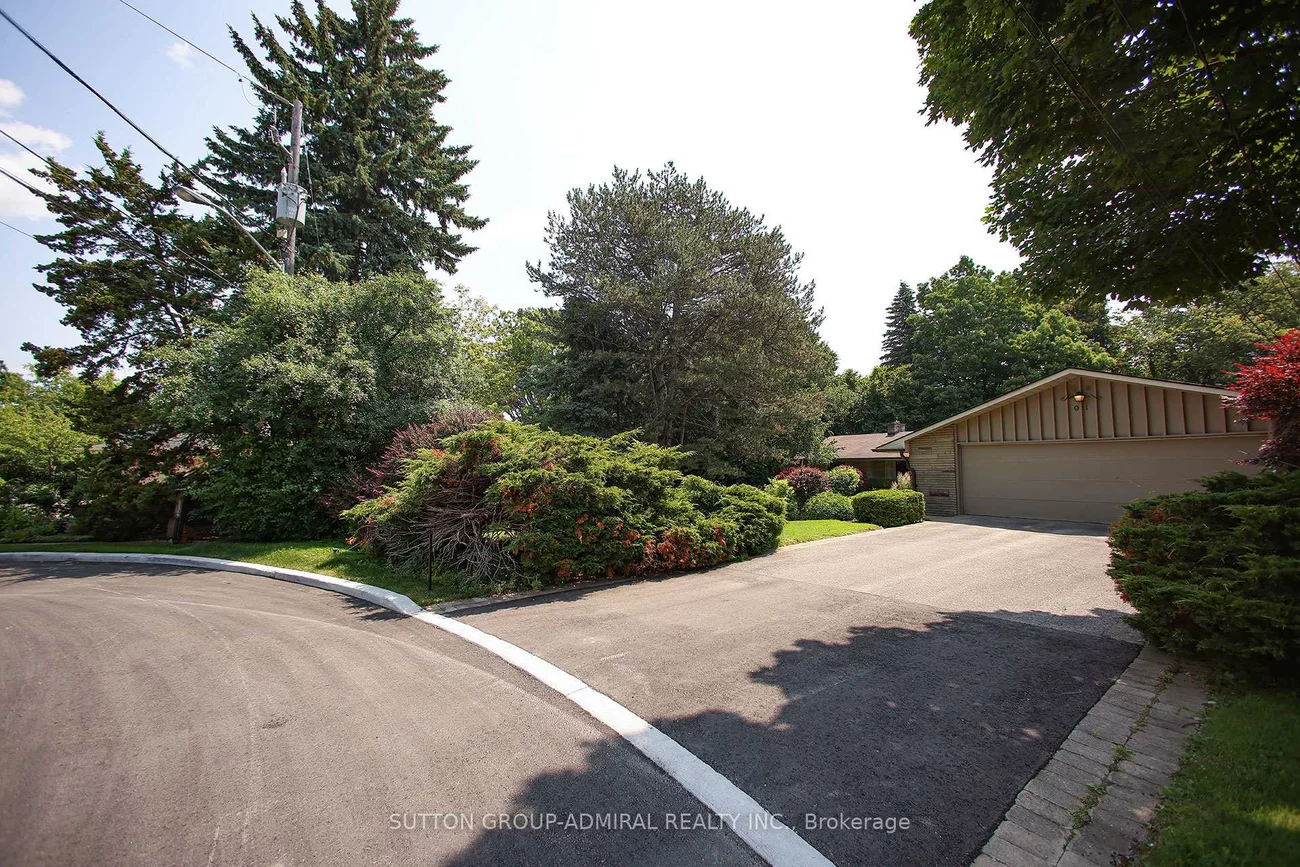91, Forest Grove, Bayview Village, Toronto