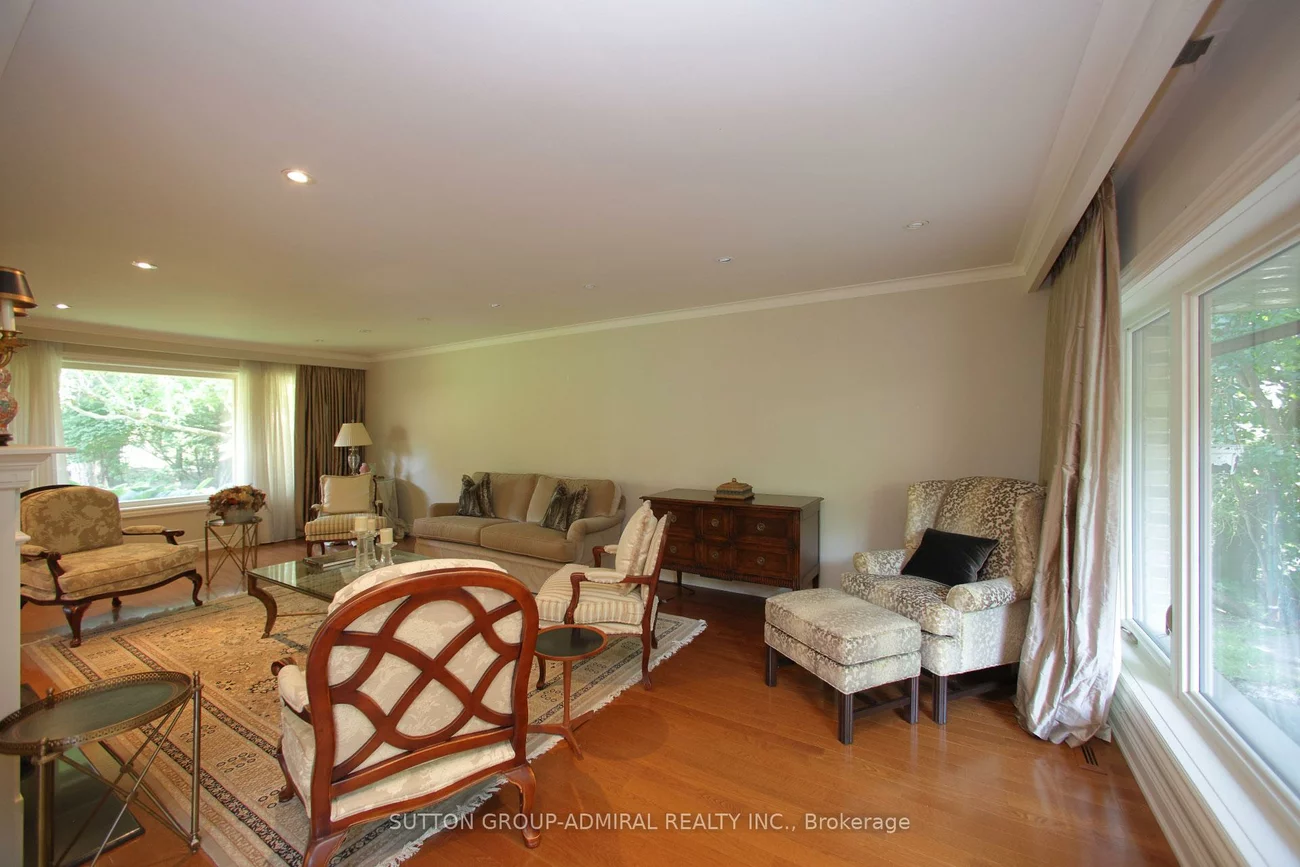 91, Forest Grove, Bayview Village, Toronto