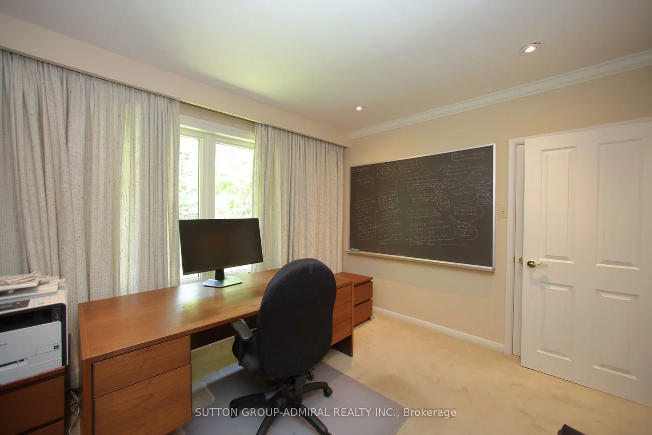 91, Forest Grove, Bayview Village, Toronto