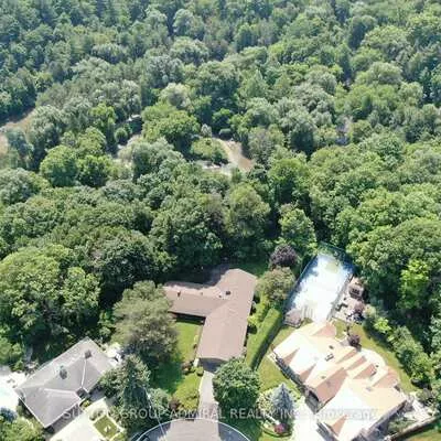 91, Forest Grove, Bayview Village, Toronto