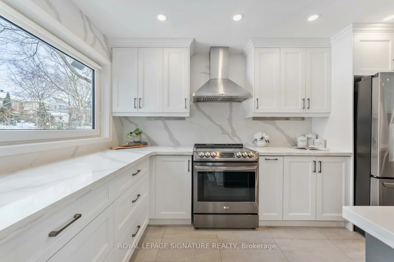 238, Roselawn, Yonge-Eglinton, Toronto