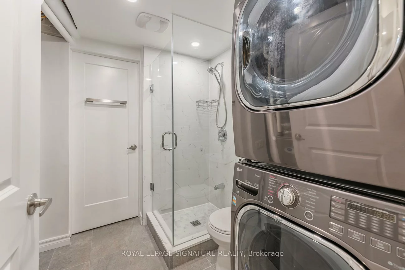 238, Roselawn, Yonge-Eglinton, Toronto