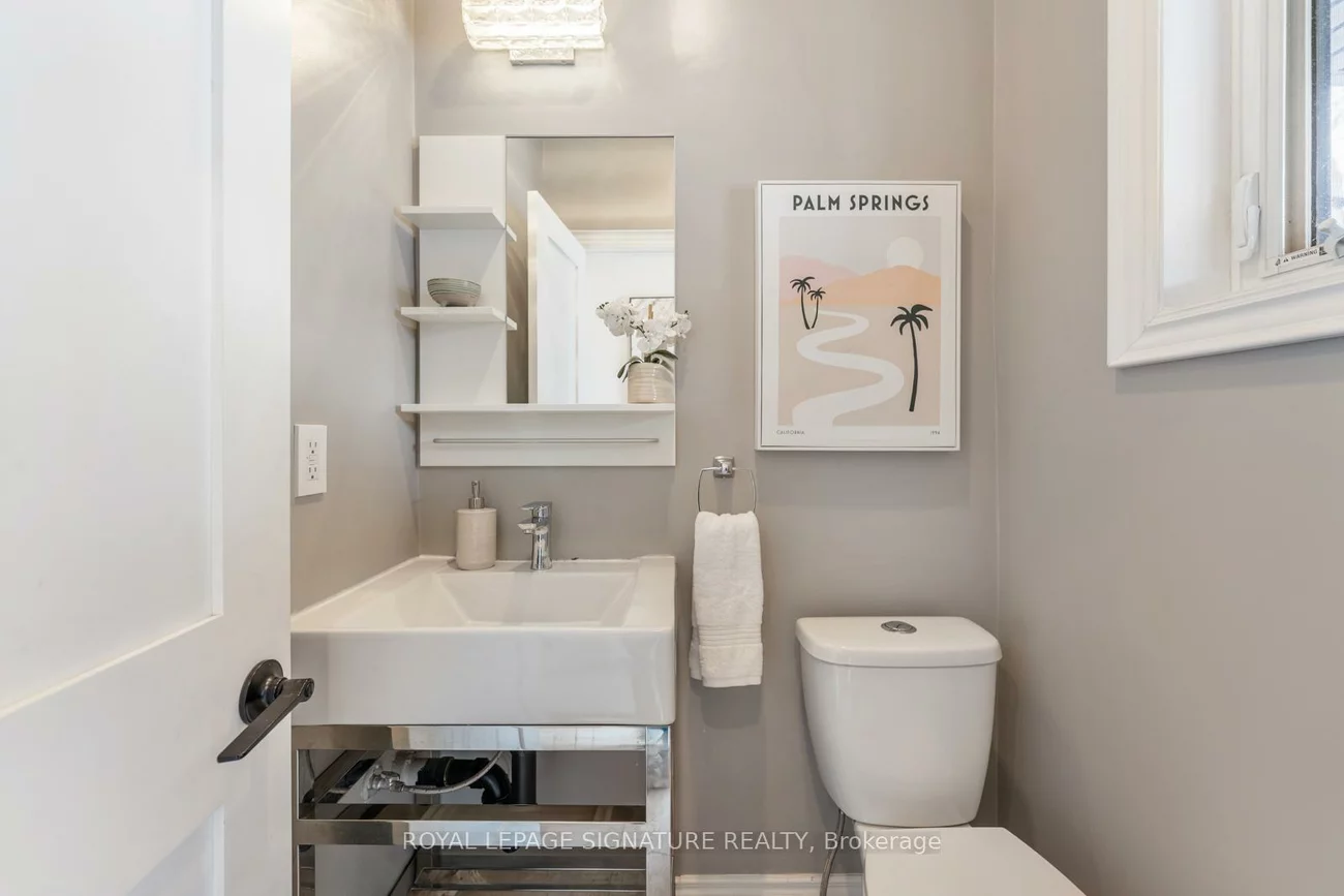 238, Roselawn, Yonge-Eglinton, Toronto