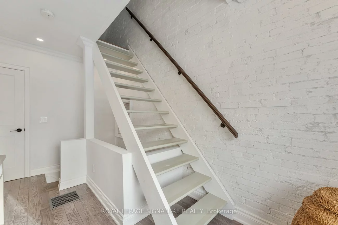 238, Roselawn, Yonge-Eglinton, Toronto