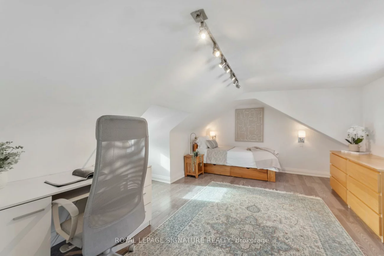 238, Roselawn, Yonge-Eglinton, Toronto