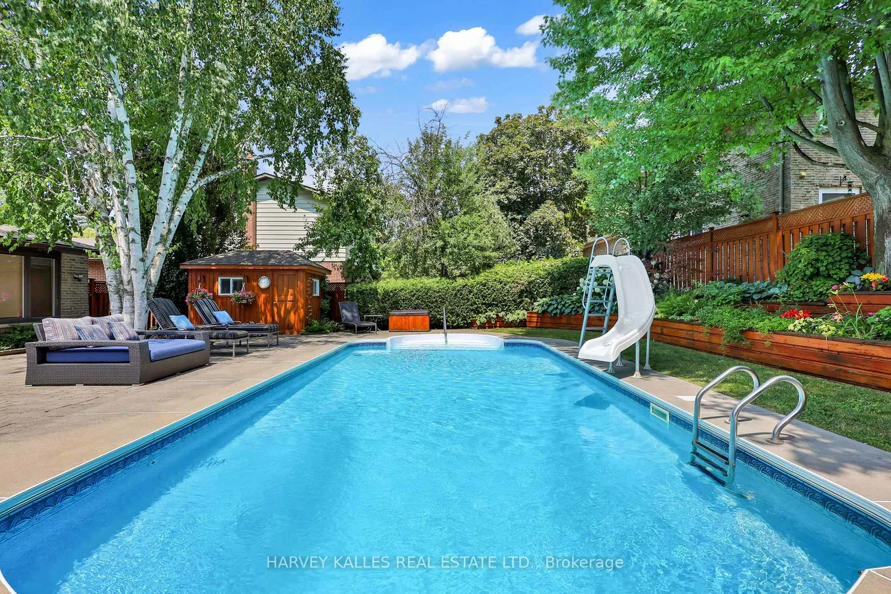 17, Loganberry, Hillcrest Village, Toronto