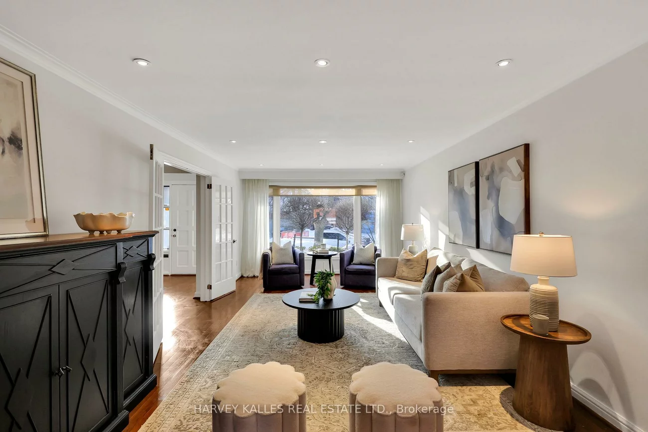 17, Loganberry, Hillcrest Village, Toronto