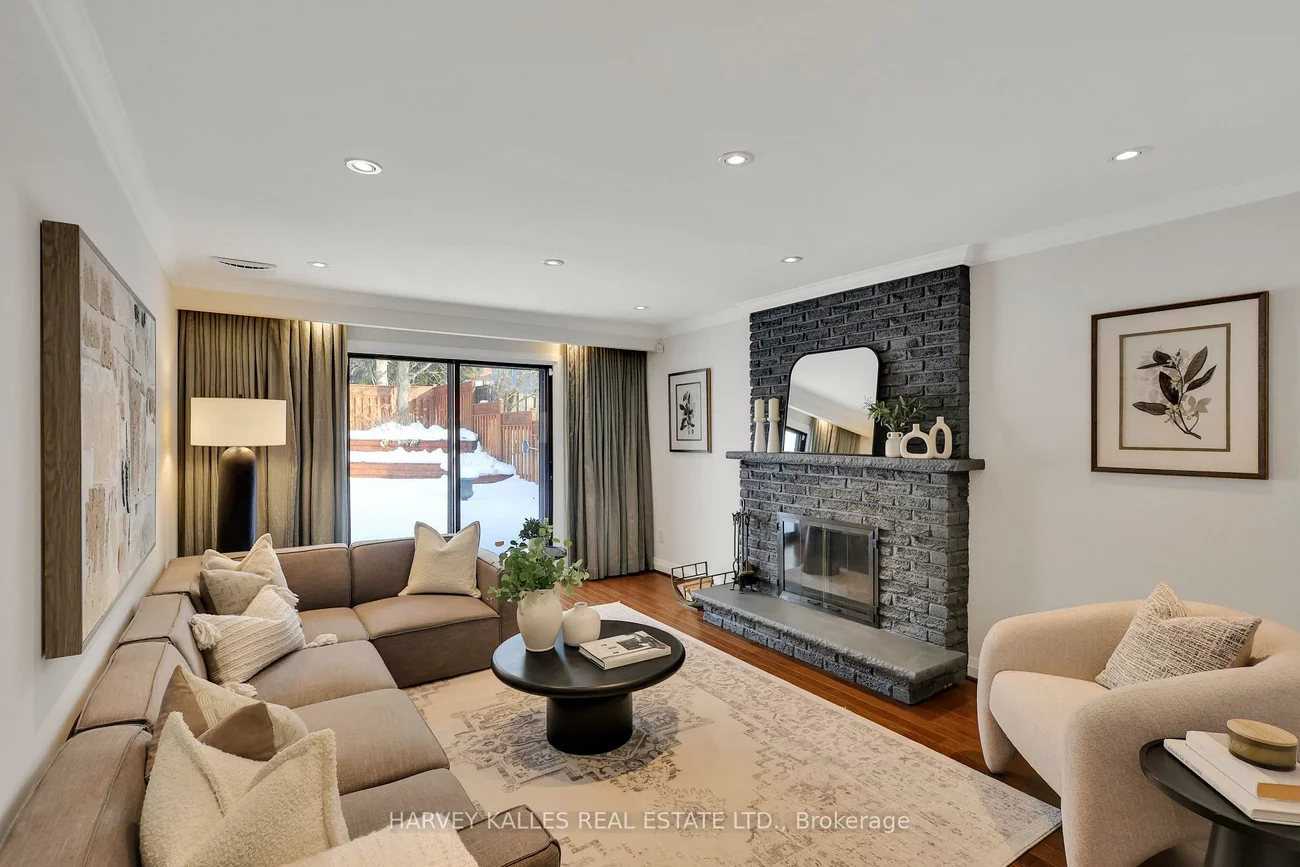 17, Loganberry, Hillcrest Village, Toronto