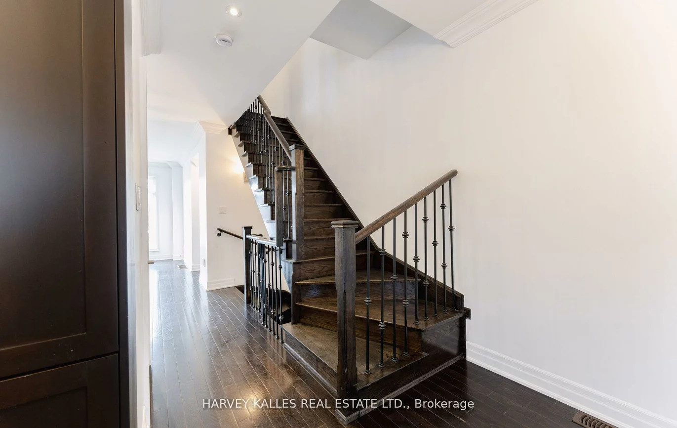 2677A, Bathurst, Bedford Park-Nortown, Toronto