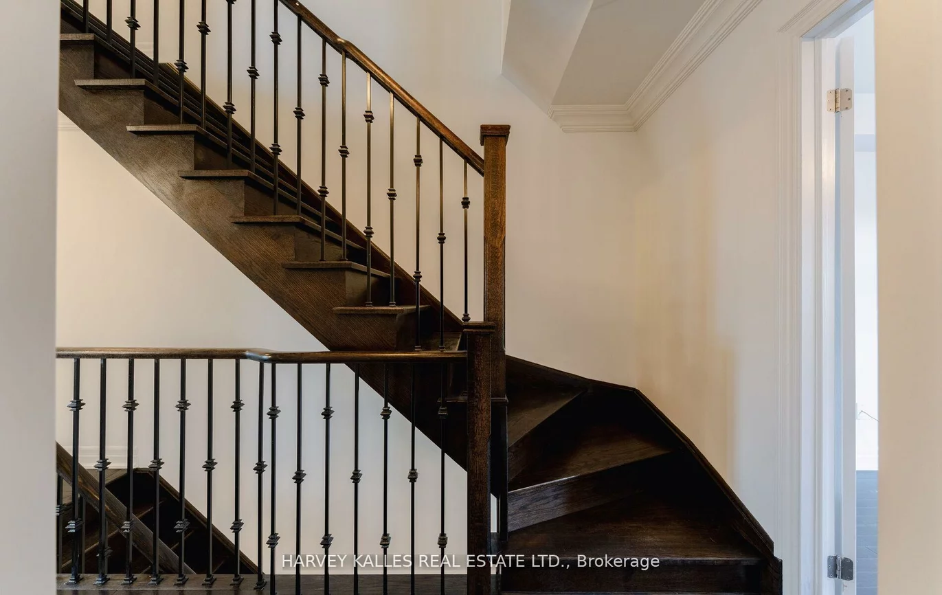 2677A, Bathurst, Bedford Park-Nortown, Toronto