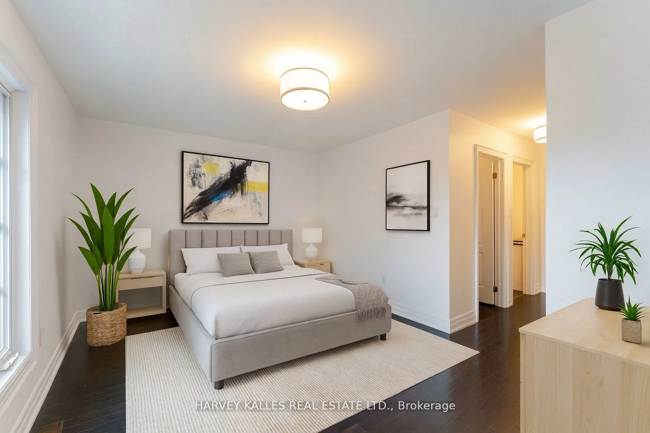 2677A, Bathurst, Bedford Park-Nortown, Toronto