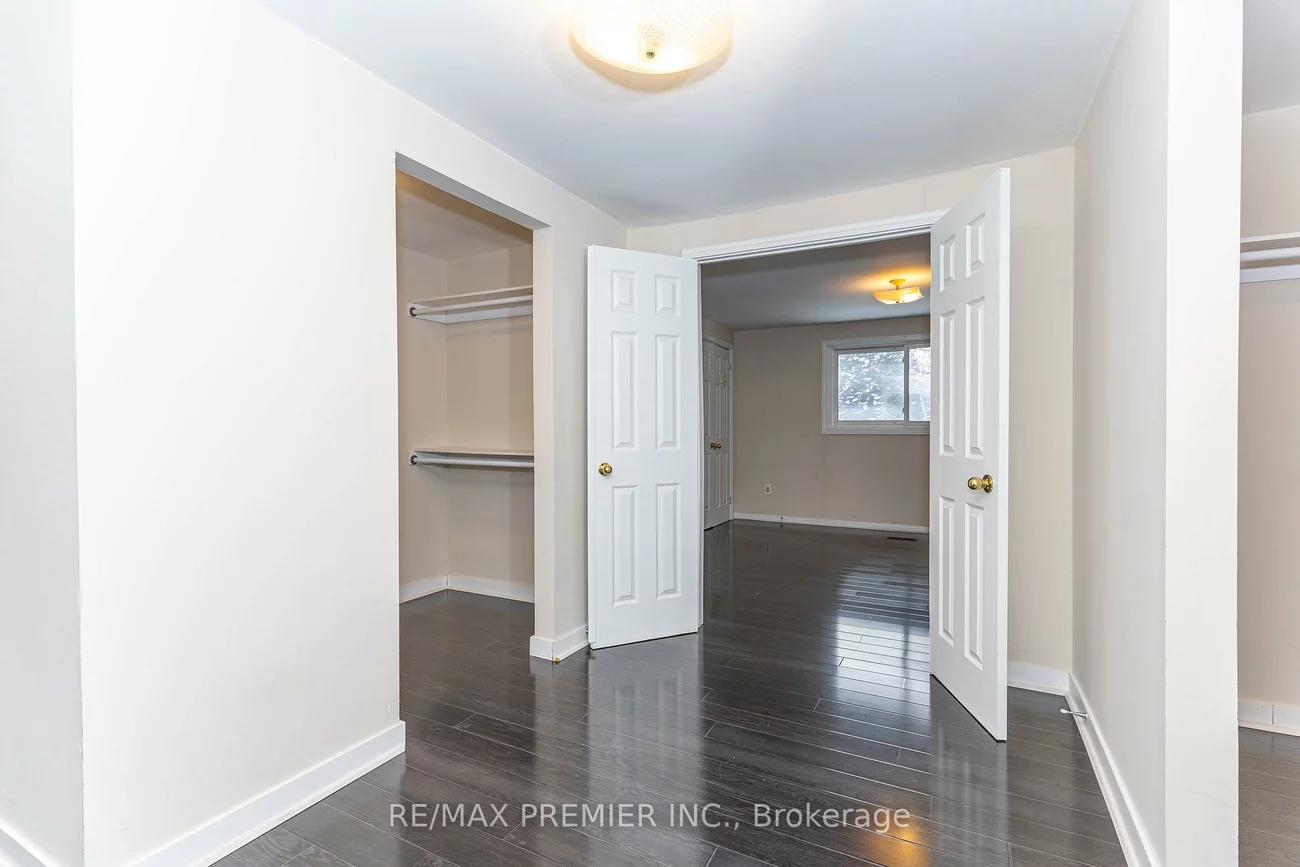 3161, Bayview, Bayview Village, Toronto
