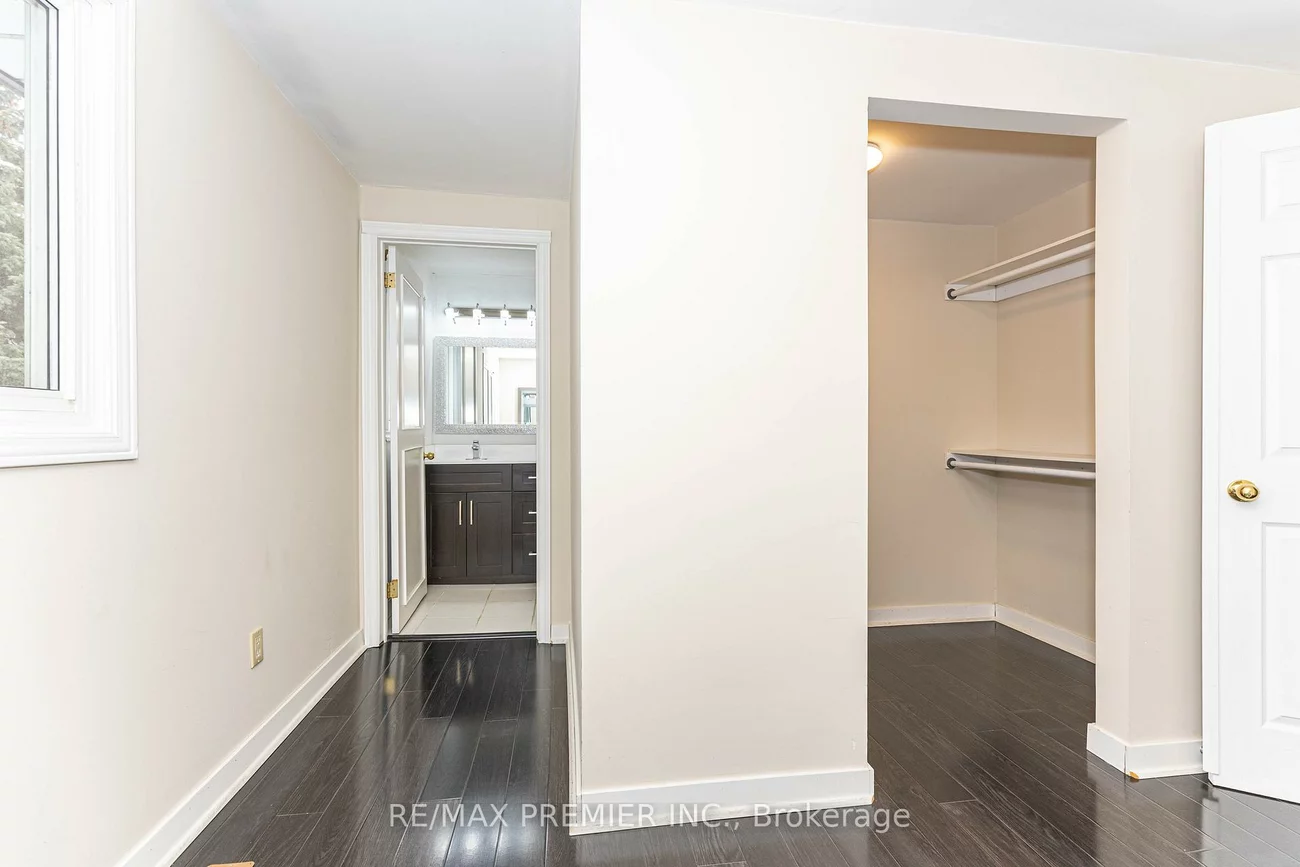 3161, Bayview, Bayview Village, Toronto