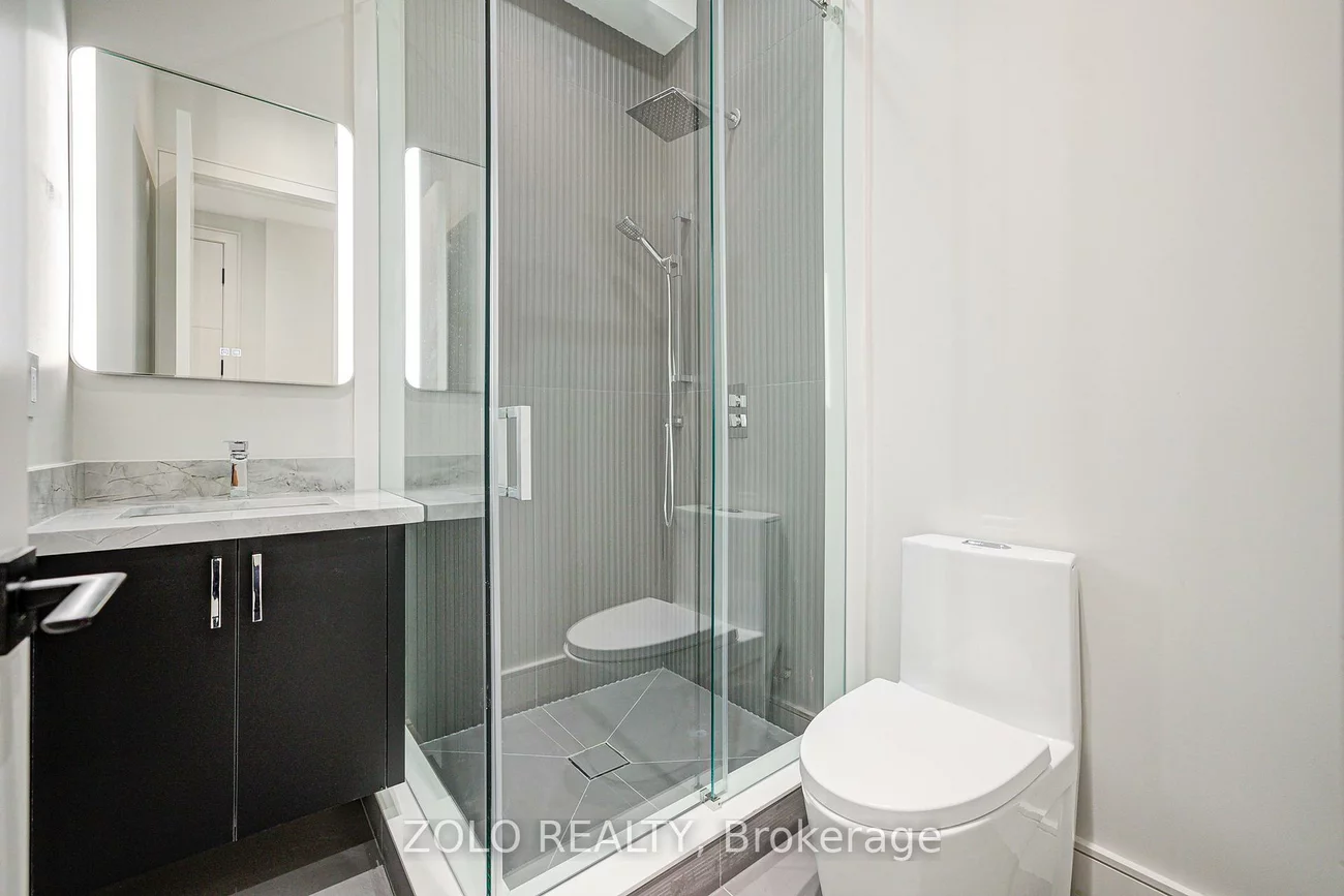 151, Dewbourne, Humewood-Cedarvale, Toronto