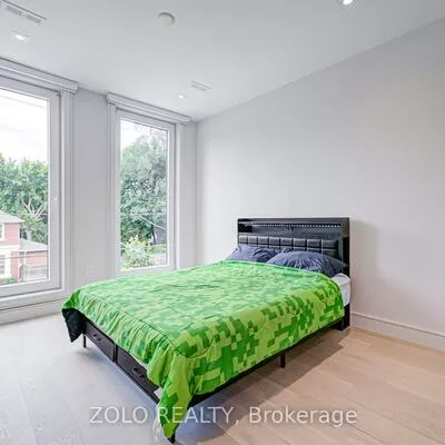 151, Dewbourne, Humewood-Cedarvale, Toronto