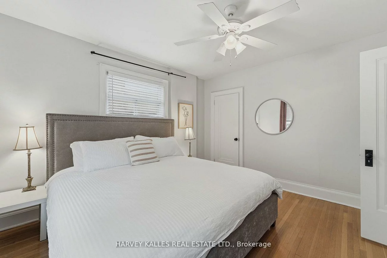 202, Dinnick, Lawrence Park South, Toronto