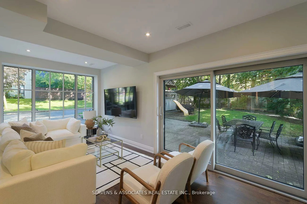 21, Wembley, Forest Hill North, Toronto