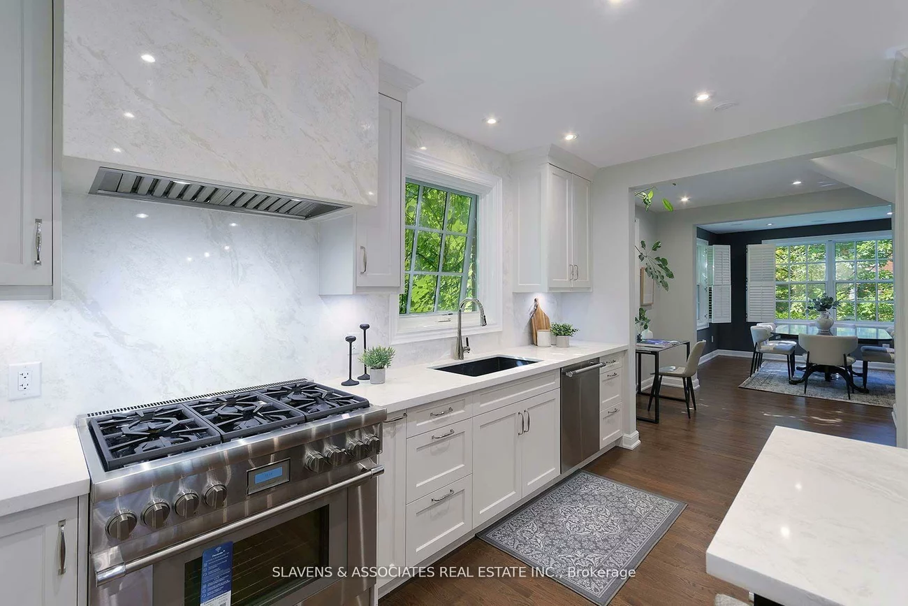 21, Wembley, Forest Hill North, Toronto